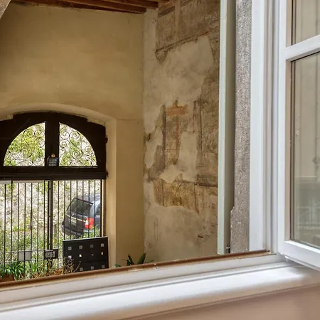 Palazzo Salvecchio Konukevi 4*